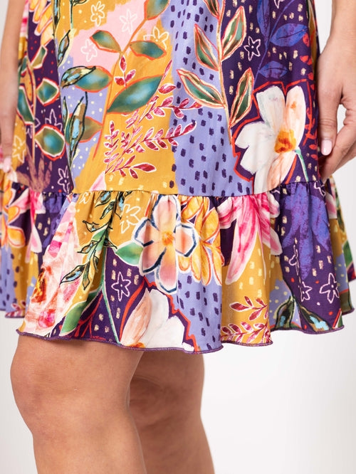 Robe Courte Fleurie à Manches Françaises - Mode Femme Premium